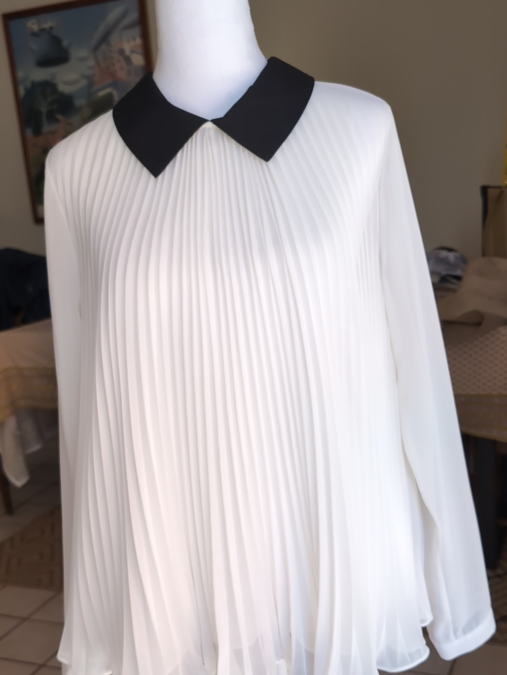 Vince Camuto Pleated White Blouse with Black Peter Pan Collar - Medium
